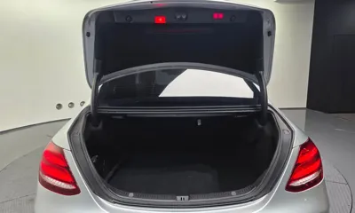 Mercedes-Benz E-Class 2018, 40223 км, за 17198.37 USD - фото 20