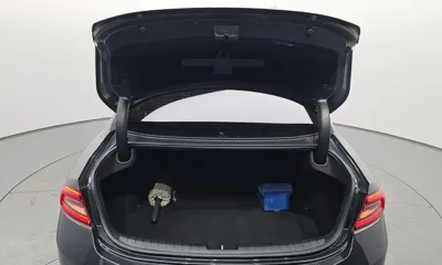 Hyundai Grandeur 2019, 108925 км, за 8467.9 USD - фото 20