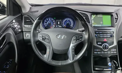 Hyundai Grandeur 2017, 54206 км, за 13121.96 USD - фото 13
