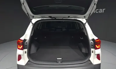 Kia Seltos 2023, 13898 км, за 14434.82 USD - фото 20