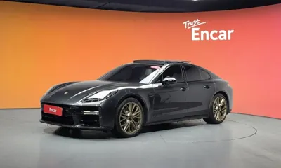 Porsche Panamera · 2025 год