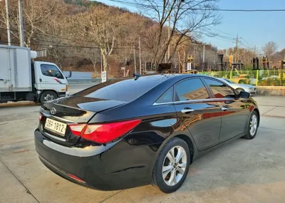 Hyundai Sonata 2010, 147734 км, за 2459.07 USD