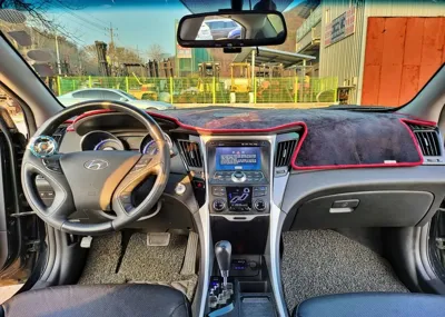 Hyundai Sonata 2010, 147734 км, за 2459.07 USD