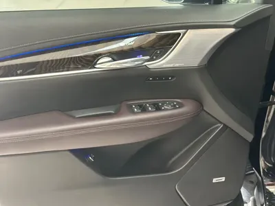 Cadillac XT6 2021, 85000 км, за 23314.34 USD