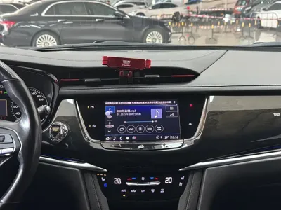 Cadillac XT6 2021, 85000 км, за 23314.34 USD - фото 11