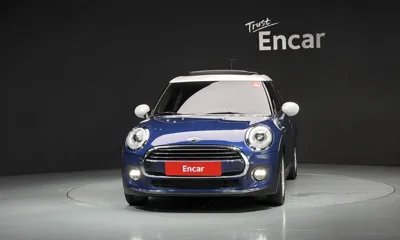 MINI Cooper 2016, 104906 км, за 4529.34 USD