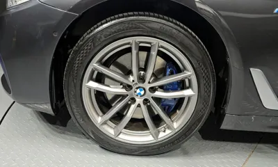 BMW 5-Series 2018, 93683 км, за 18037.66 USD