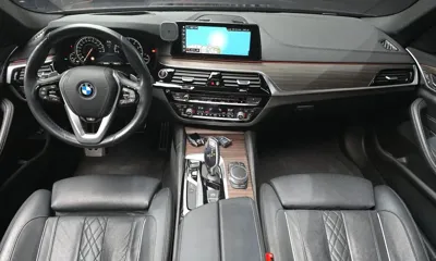BMW 5-Series 2018, 93683 км, за 18037.66 USD - фото 7