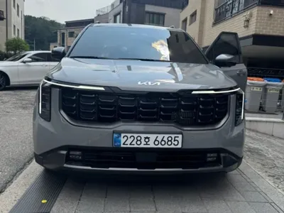 Kia Canival · 2025 год