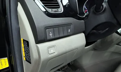 Kia Canival 2015, 161234 км, за 5202.84 USD - фото 12
