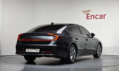 Hyundai Sonata 2022, 100420 км, за 9247.76 USD