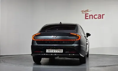 Hyundai Sonata 2022, 100420 км, за 9247.76 USD