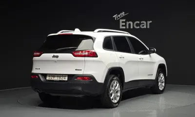 Jeep Cherokee 2017, 16122 км, за 8905.93 USD