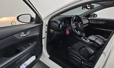Kia K3 2020, 44831 км, за 9100.95 USD - фото 10