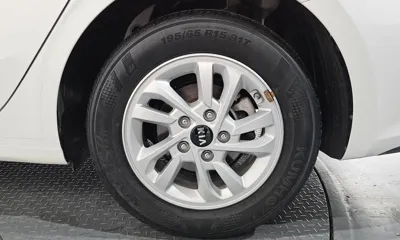 Kia K3 2020, 44831 км, за 9100.95 USD - фото 21