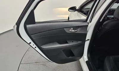 Kia K3 2020, 44831 км, за 9100.95 USD - фото 25