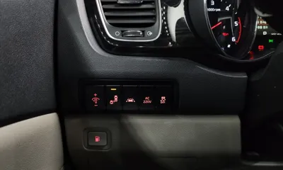 Kia Canival 2019, 155103 км, за 9117.94 USD - фото 14