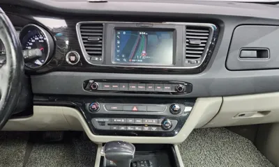 Kia Canival 2019, 155103 км, за 9117.94 USD - фото 15
