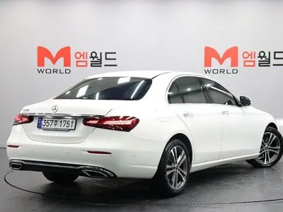 Mercedes-Benz E-Class 2023, 18507 км, за 31377.18 USD