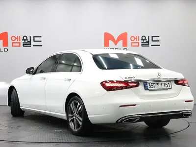 Mercedes-Benz E-Class 2023, 18507 км, за 31377.18 USD