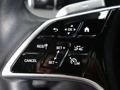 Mercedes-Benz E-Class 2023, 18507 км, за 31377.18 USD