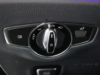 Mercedes-Benz E-Class 2023, 18507 км, за 31377.18 USD - фото 6