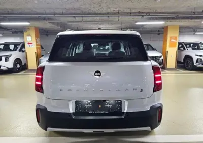 MINI Countryman 2026, 1 км, за 15289.6 USD