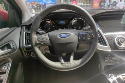 Ford Focus 2015, 104900 км, за 4899 USD