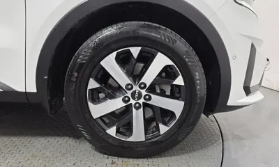 Kia Sorento 2023, 97775 км, за 17915.32 USD - фото 21