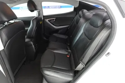 Hyundai Avante 2014, 78238 км, за 4726.27 USD - фото 9