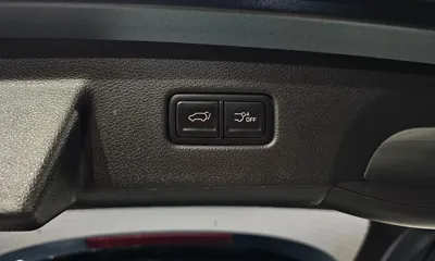 Kia Canival 2023, 16455 км, за 20152.11 USD - фото 20