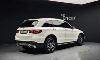 Mercedes-Benz GLC-Class 2022, 57051 км, за 29602.62 USD