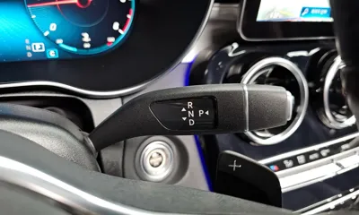Mercedes-Benz GLC-Class 2022, 57051 км, за 29602.62 USD - фото 9