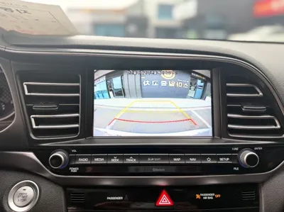 Hyundai Avante 2019, 72746 км, за 8461.14 USD - фото 16