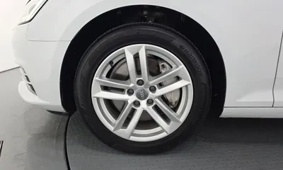 Audi A4 2016, 133241 км, за 8533.54 USD