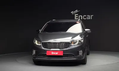 Kia Canival 2015, 94935 км, за 6826.83 USD