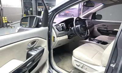 Kia Canival 2015, 94935 км, за 6826.83 USD - фото 10