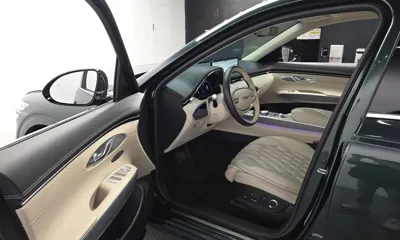 Genesis GV70 2023, 67833 км, за 27947.9 USD - фото 10