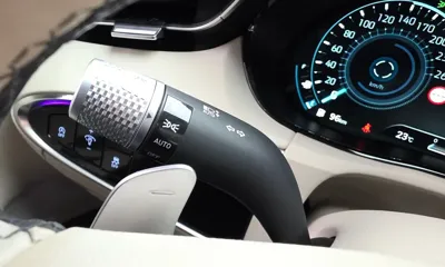 Genesis GV70 2023, 67833 км, за 27947.9 USD - фото 32