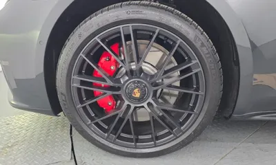 Porsche Panamera 2025, 2854 км, за 161810.35 USD
