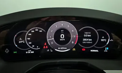 Porsche Panamera 2025, 2854 км, за 161810.35 USD - фото 8