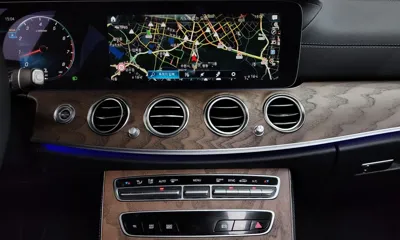 Mercedes-Benz E-Class 2023, 49767 км, за 27887.92 USD - фото 12