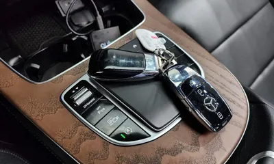 Mercedes-Benz E-Class 2023, 49767 км, за 27887.92 USD - фото 15
