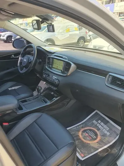 Kia Sorento 2017, 69152 км, за 10174.61 USD - фото 7