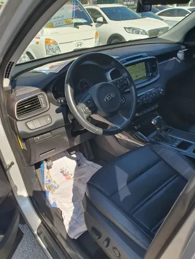 Kia Sorento 2017, 69152 км, за 10174.61 USD - фото 10