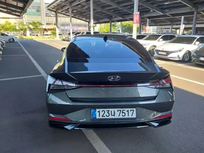 Hyundai Avante 2022, 74000 км, за 11701.22 USD