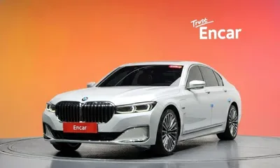 BMW 7-Series · 2022 год