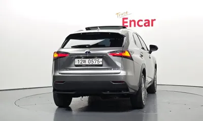 Lexus NX 2016, 93328 км, за 16016.8 USD