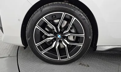 BMW i7 2023, 56651 км, за 74504.4 USD
