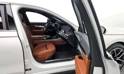BMW i7 2023, 56651 км, за 74504.4 USD - фото 11